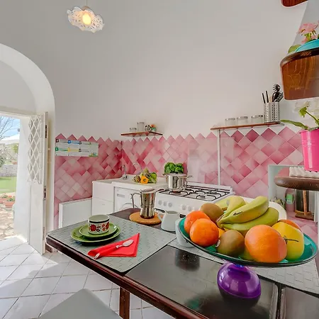 La Casa Sulla Roccia Trulli Pool - Happy * Monopoli