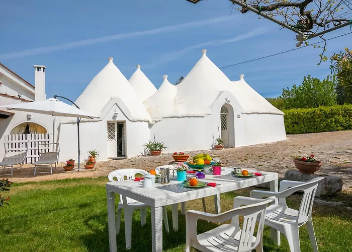 Дом отдыха La Casa Sulla Roccia Trulli Pool - Happy