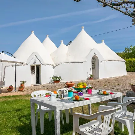 Feriehus La Casa Sulla Roccia Trulli Pool - Happy