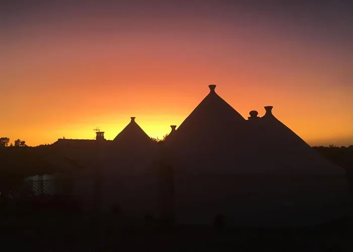 La Casa Sulla Roccia Trulli Pool - Happy * Monopoli